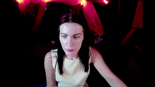 SofieMoons online show from November 2025 02:06:01 PM