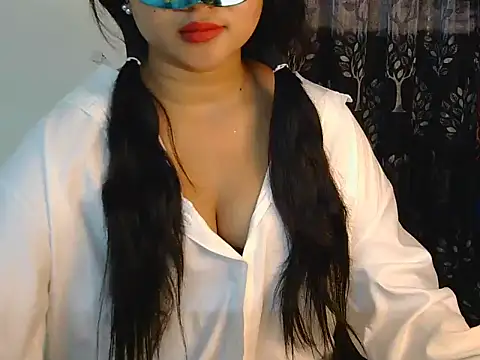 crazy witch online show from October 2025 05:47:03 PM