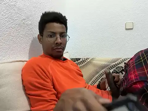 Albert Madrid online show from November 2025 06:16:02 AM