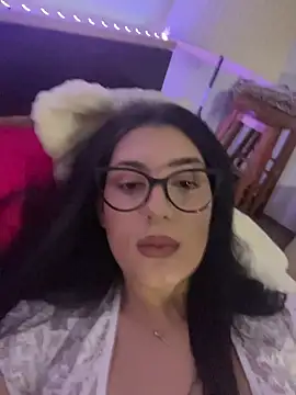 claraseloura online show from November 2025 07:24:02 PM