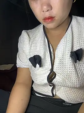 Snapshot of love_pusy09 chatting on October 2025 12:41:02 AM love pusy09 online show from October 2025 12:41:02 AM