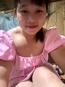 Snapshot of love_pusy09 chatting on December 2025 01:43:01 AM love pusy09 online show from December 2025 01:43:01 AM