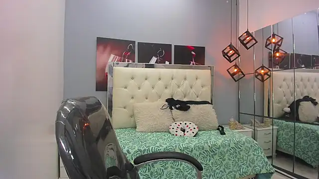 Snapshot of paul_ponce chatting on January 2026 05:05:02 PM paul ponce online show from January 2026 05:05:02 PM