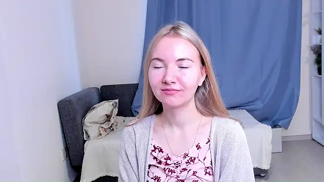 Snapshot of CathyHeximer chatting on November 2025 08:36:02 AM CathyHeximer online show from November 2025 08:36:02 AM