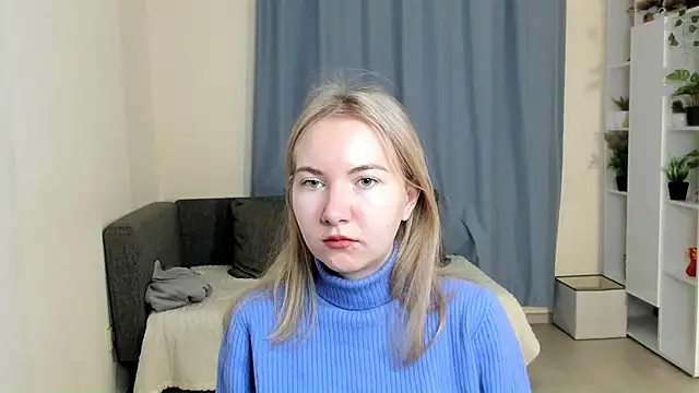 Snapshot of CathyHeximer chatting on November 2025 07:30:02 AM CathyHeximer online show from November 2025 07:30:02 AM