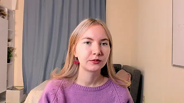 Snapshot of CathyHeximer chatting on December 2025 08:19:01 AM CathyHeximer online show from December 2025 08:19:01 AM