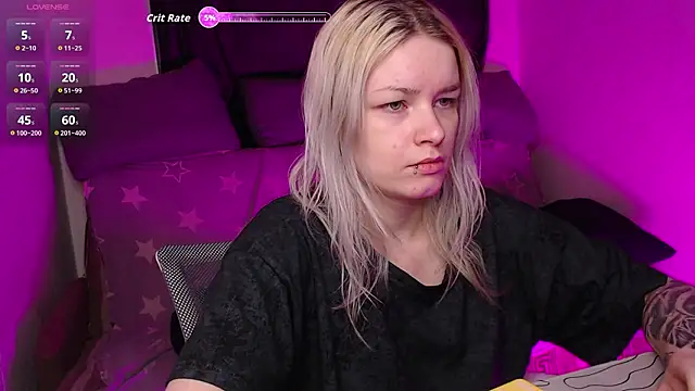 Snapshot of CherryNight6 chatting on March 2026 09:07:01 PM CherryNight6 online show from March 2026 09:07:01 PM