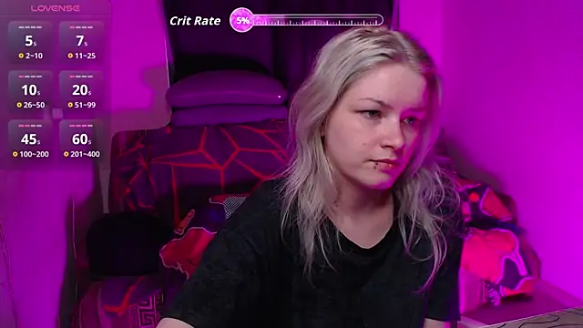 Snapshot of CherryNight6 chatting on June 2026 08:55:02 PM CherryNight6 online show from June 2026 08:55:02 PM
