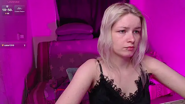 Snapshot of CherryNight6 chatting on July 2026 09:08:02 PM CherryNight6 online show from July 2026 09:08:02 PM