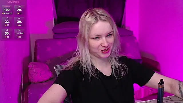 Snapshot of CherryNight6 chatting on July 2026 09:09:02 PM CherryNight6 online show from July 2026 09:09:02 PM