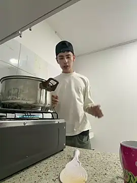 Sebastian Reed online show from February 2026 06:30:02 AM