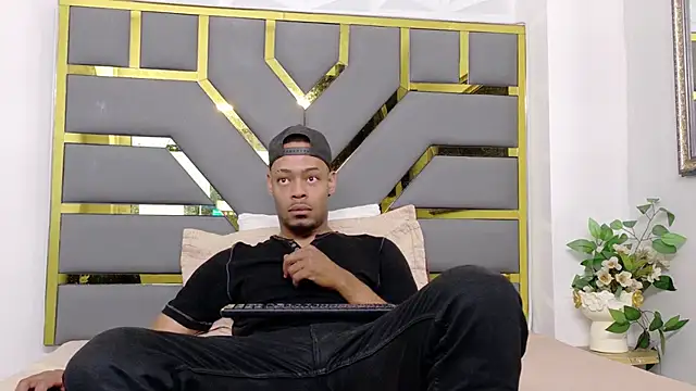 Neytanmalcon online show from December 2025 04:16:01 PM