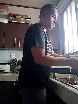 elargon dawn online show from December 2025 05:20:01 PM