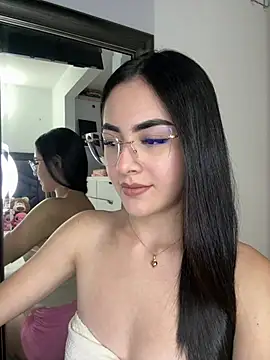 Snapshot of IslaCole chatting on February 2026 02:53:01 AM IslaCole online show from February 2026 02:53:01 AM