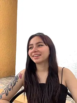 Nexxus Pink online show from November 2025 01:58:01 PM