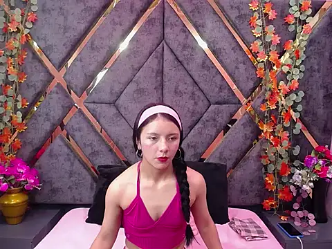 JulietaDiamond online show from November 2025 07:35:01 PM