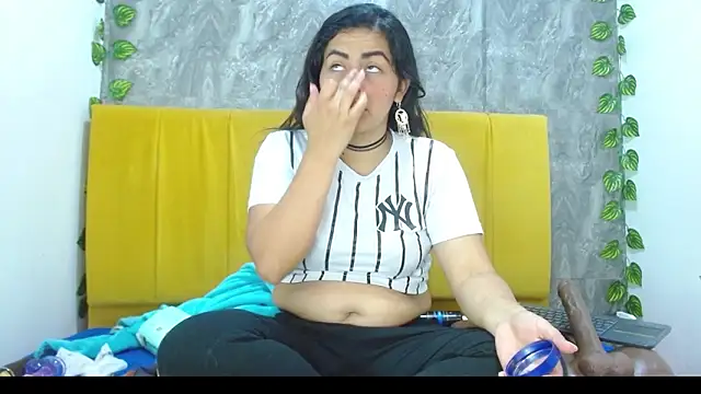 amara leoncm online show from November 2025 03:39:01 AM