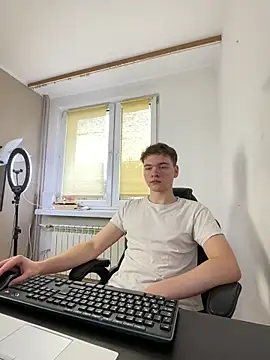 danielxfun online show from December 2025 09:50:02 AM