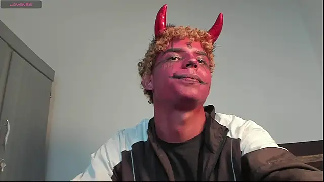 Snapshot of Daark_Eros chatting on October 2025 09:49:01 PM Daark Eros online show from October 2025 09:49:01 PM