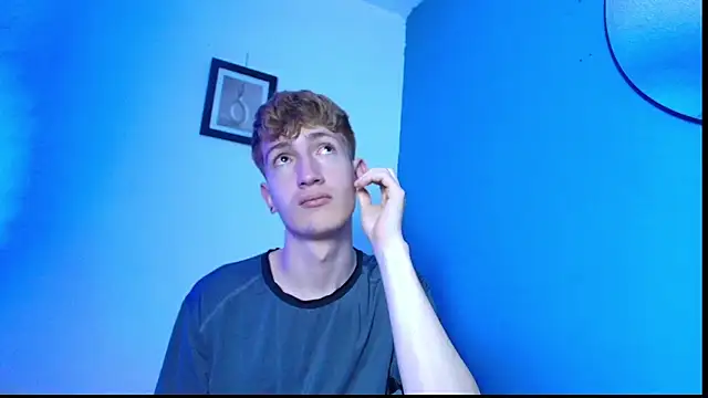 Snapshot of Erick_Taylor3 chatting on March 2026 09:10:01 PM Erick Taylor3 online show from March 2026 09:10:01 PM