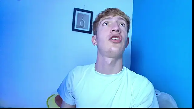 Snapshot of Erick_Taylor3 chatting on April 2026 07:44:01 PM Erick Taylor3 online show from April 2026 07:44:01 PM