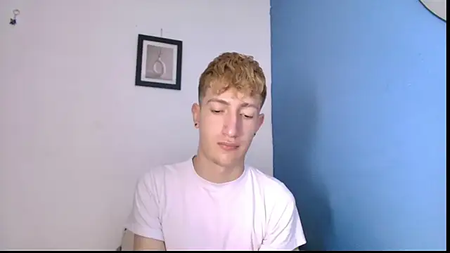 Snapshot of Erick_Taylor3 chatting on April 2026 09:39:33 PM Erick Taylor3 online show from April 2026 09:39:33 PM