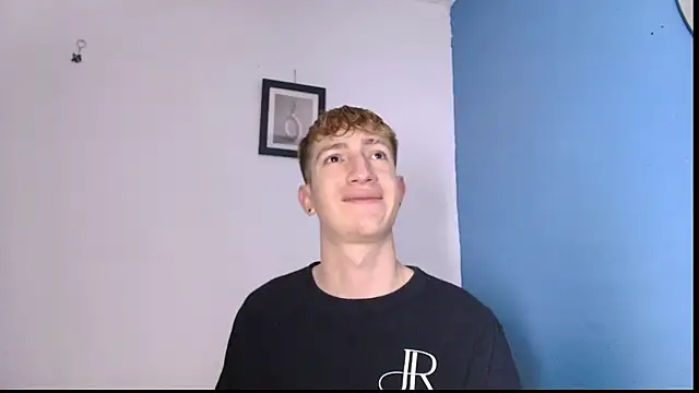 Snapshot of Erick_Taylor3 chatting on April 2026 06:45:01 PM Erick Taylor3 online show from April 2026 06:45:01 PM