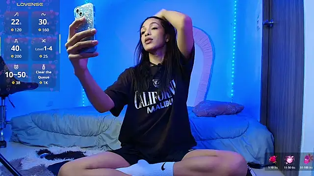 Snapshot of Arimoonn chatting on March 2026 11:53:02 PM Arimoonn online show from March 2026 11:53:02 PM