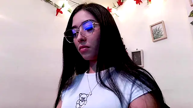 Snapshot of melissa__dolce chatting on November 2025 11:48:02 PM melissa dolce online show from November 2025 11:48:02 PM