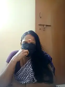 Snapshot of tamilammu1431 chatting on November 2025 03:52:02 AM tamilammu1431 online show from November 2025 03:52:02 AM