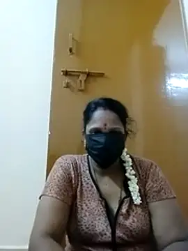 Snapshot of tamilammu1431 chatting on November 2025 05:40:02 PM tamilammu1431 online show from November 2025 05:40:02 PM