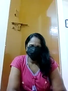 Snapshot of tamilammu1431 chatting on November 2025 06:01:01 PM tamilammu1431 online show from November 2025 06:01:01 PM