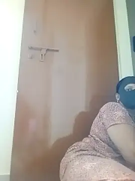 Snapshot of tamilammu1431 chatting on December 2025 06:50:01 AM tamilammu1431 online show from December 2025 06:50:01 AM