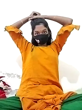 Snapshot of Tushi-10 chatting on December 2025 06:19:01 AM Tushi-10 online show from December 2025 06:19:01 AM