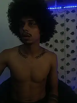 aaron play online show from November 2025 01:01:02 PM