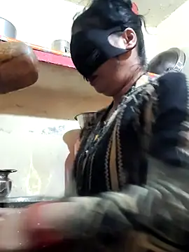 Pyaar Ki Pooja online show from November 2025 04:37:01 AM