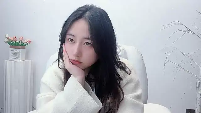 Love-hanzaizai718 online show from October 2025 01:12:02 PM