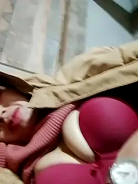 TRIEUTRIEU20 online show from December 2025 09:34:02 PM