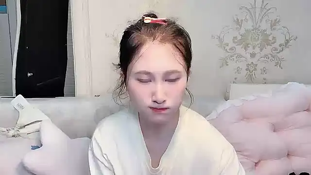 Snapshot of anna-888- chatting on April 2026 01:27:02 AM anna-888- online show from April 2026 01:27:02 AM