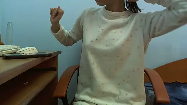 andreea713 online show from March 2026 03:05:02 PM