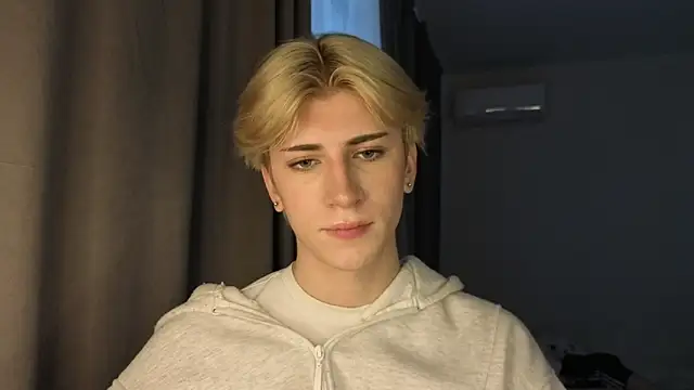 Oliver star boy  online show from May 2026 12:11:02 PM