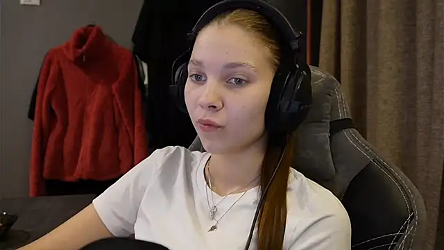 Softixq online show from November 2025 03:55:01 PM