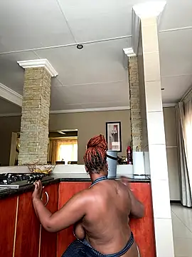 Snapshot of SweetCandy84 chatting on January 2026 10:18:02 AM SweetCandy84 online show from January 2026 10:18:02 AM