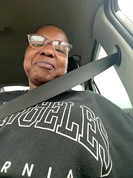 Snapshot of SweetCandy84 chatting on February 2026 04:15:02 PM SweetCandy84 online show from February 2026 04:15:02 PM