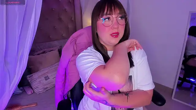 Myla mayfield online show from November 2025 11:58:01 AM