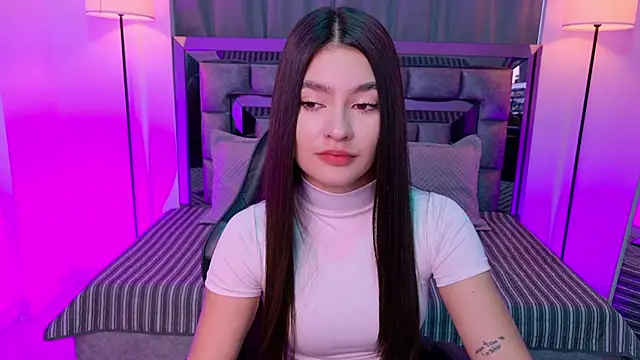 Snapshot of Bella_Clark2 chatting on March 2026 01:16:02 PM Bella Clark2 online show from March 2026 01:16:02 PM