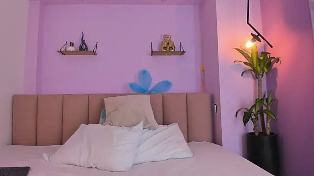 sienna mg online show from November 2025 07:25:02 PM