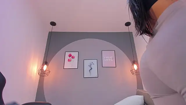 dannavelvet online show from November 2025 02:21:02 PM