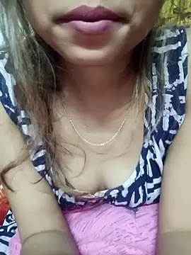 Snapshot of Sujatab250 chatting on November 2025 05:59:01 PM Sujatab250 online show from November 2025 05:59:01 PM