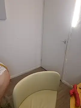 BubblesLovexox online show from November 2025 10:42:01 PM